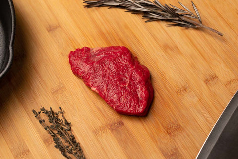 Wellington County™ Beef Steak Baseball Centre Cut - (4 x 6oz)